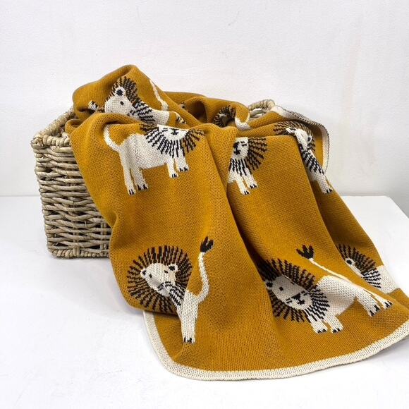 Lion Knit Baby Blanket 100% Cotton Mustard Yellow 36" x 40" Zoo Safari Nursery - Picture 1 of 7